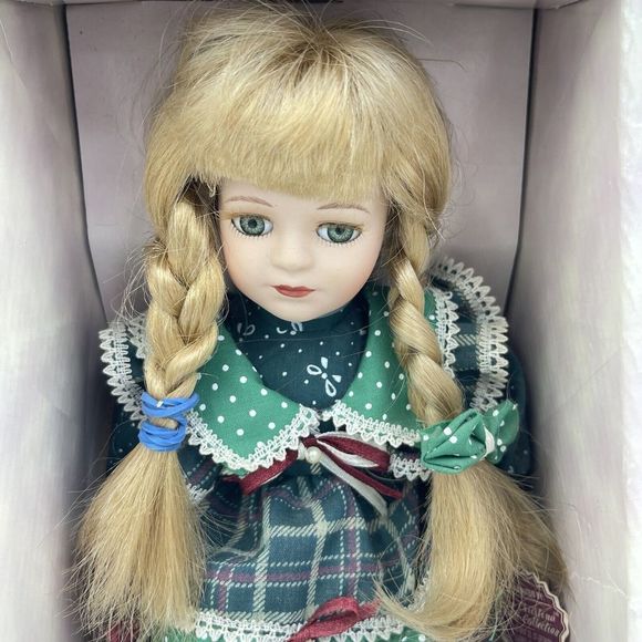 2000 Christina Collection By Christina Verdi Petite Porcelain Collectible Doll - Picture 2 of 14